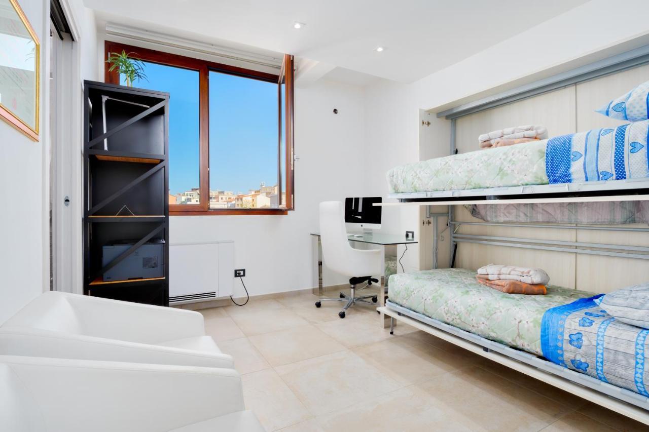 Window On The Sea Apartment Олбия Екстериор снимка